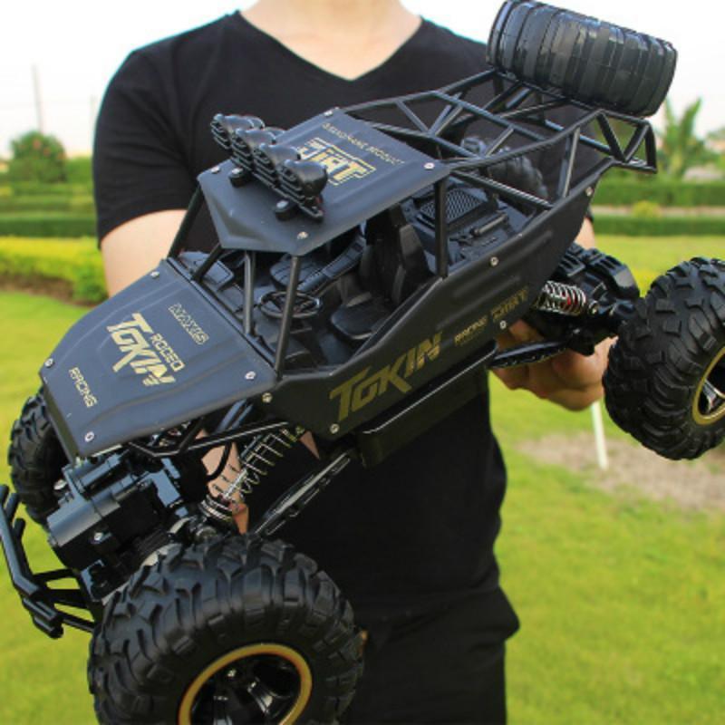 Carro de Controle Remoto Off-Road Muscle Xtreme 4x4 - 37cm